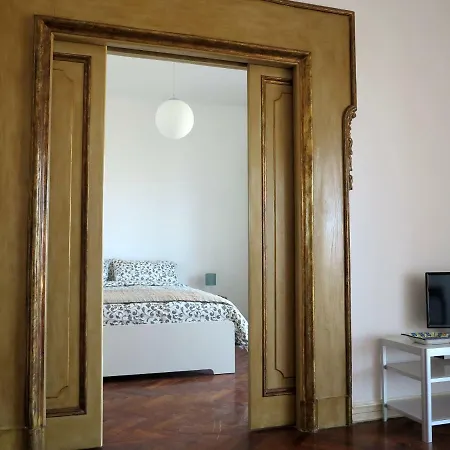 Pretty Panoramic - Half Way Center-vomero District Apartament *